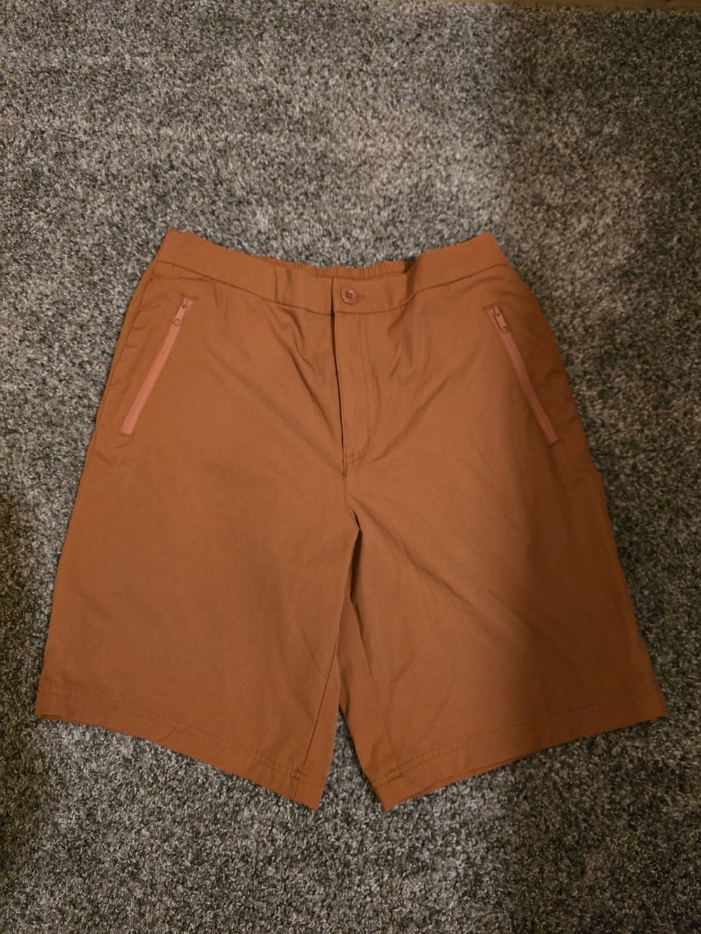 Women’s Rust Flat Front Shorts with Zip Pockets